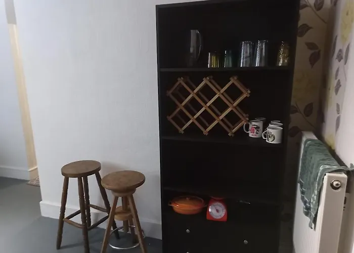 21 Orion Drive * 브리스틀